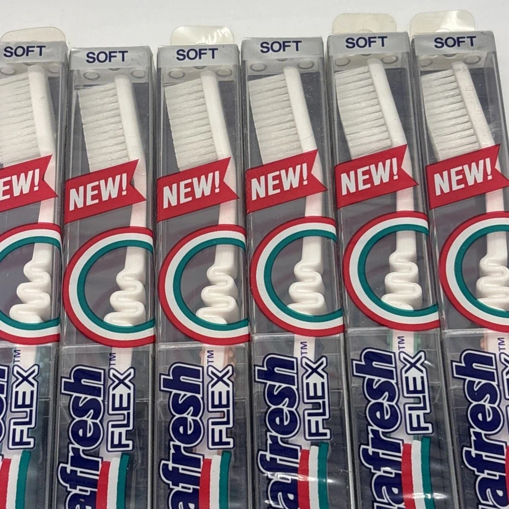 6- Aquafresh FLEX Toothbrush Full Size SOFT In Clear Hard Plastic Case NOS Read